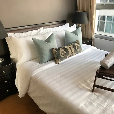 Hotel Cozy Pad In Heart Of Makati Hispeed Wifi
